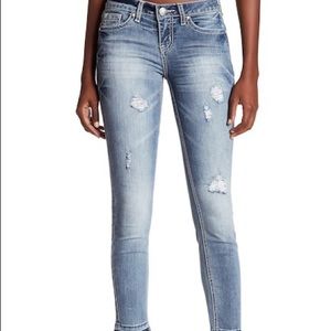 Soundgirl Released Hem Frayed Cropped Skinny Jeans
